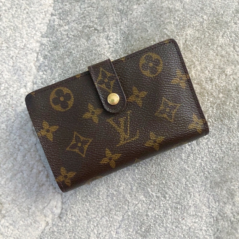 Louis Vuitton Viennois Kisslock Wallet Monogran
